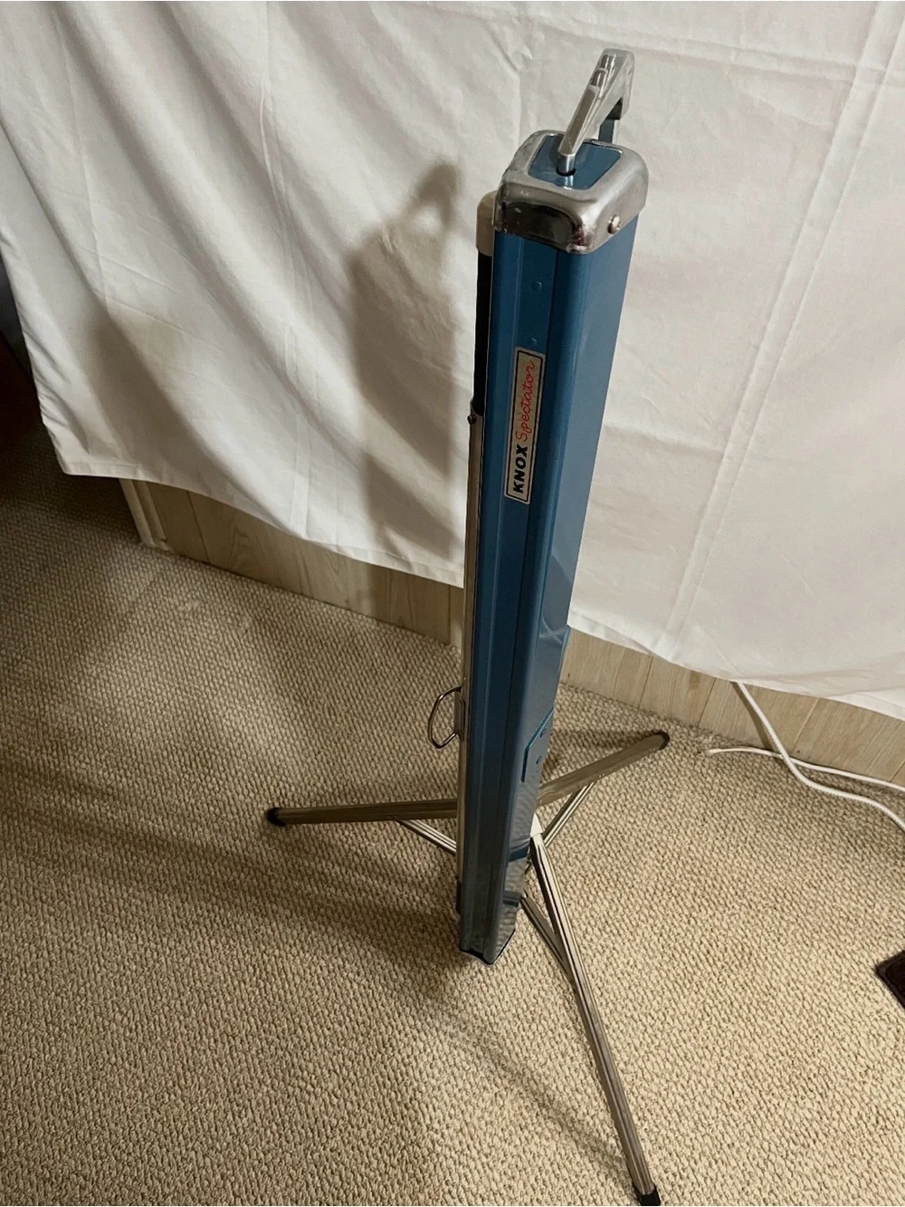Vintage Tripod Projection Screen in Blue and White